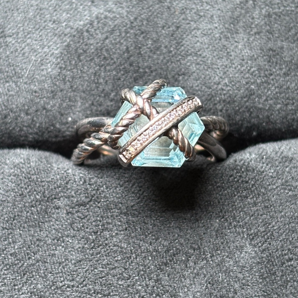 David Yurman Cable Wrap Ring
Sterling Silver with Blue Topaz & Diamonds. Size 7